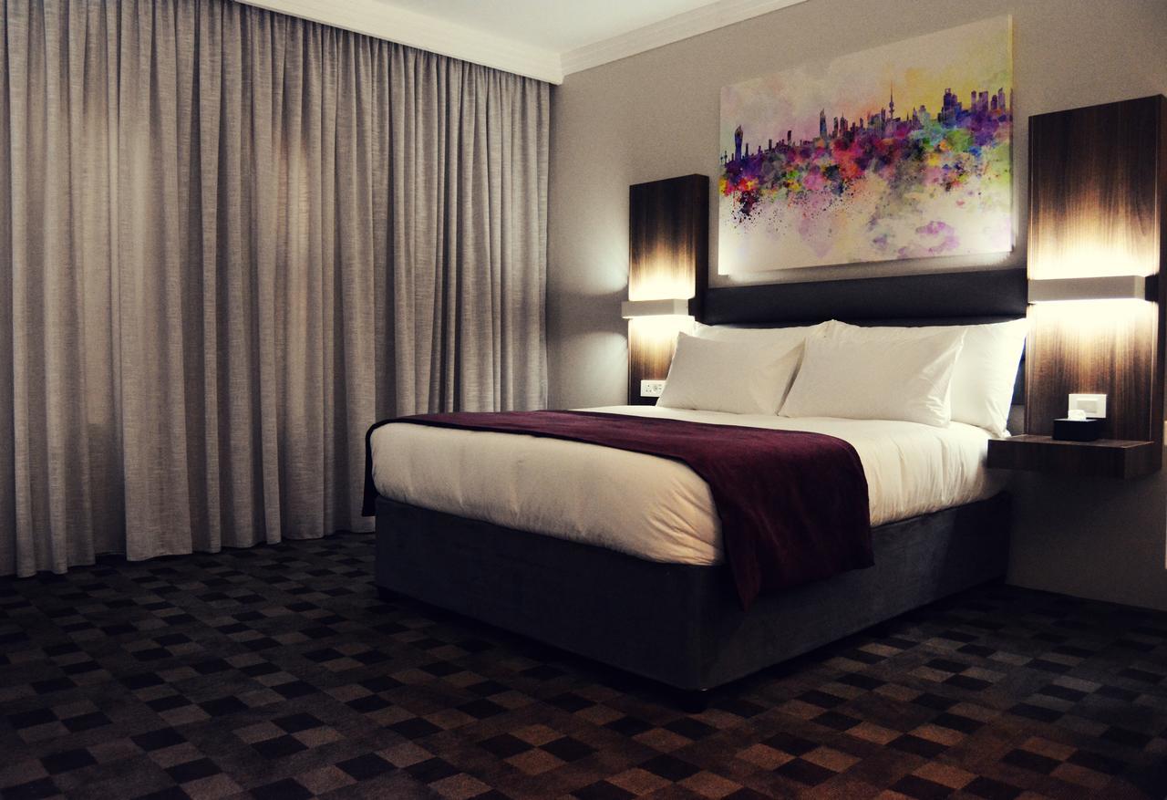 Palm Swift Luxury Accommodation Brits Eksteriør bilde