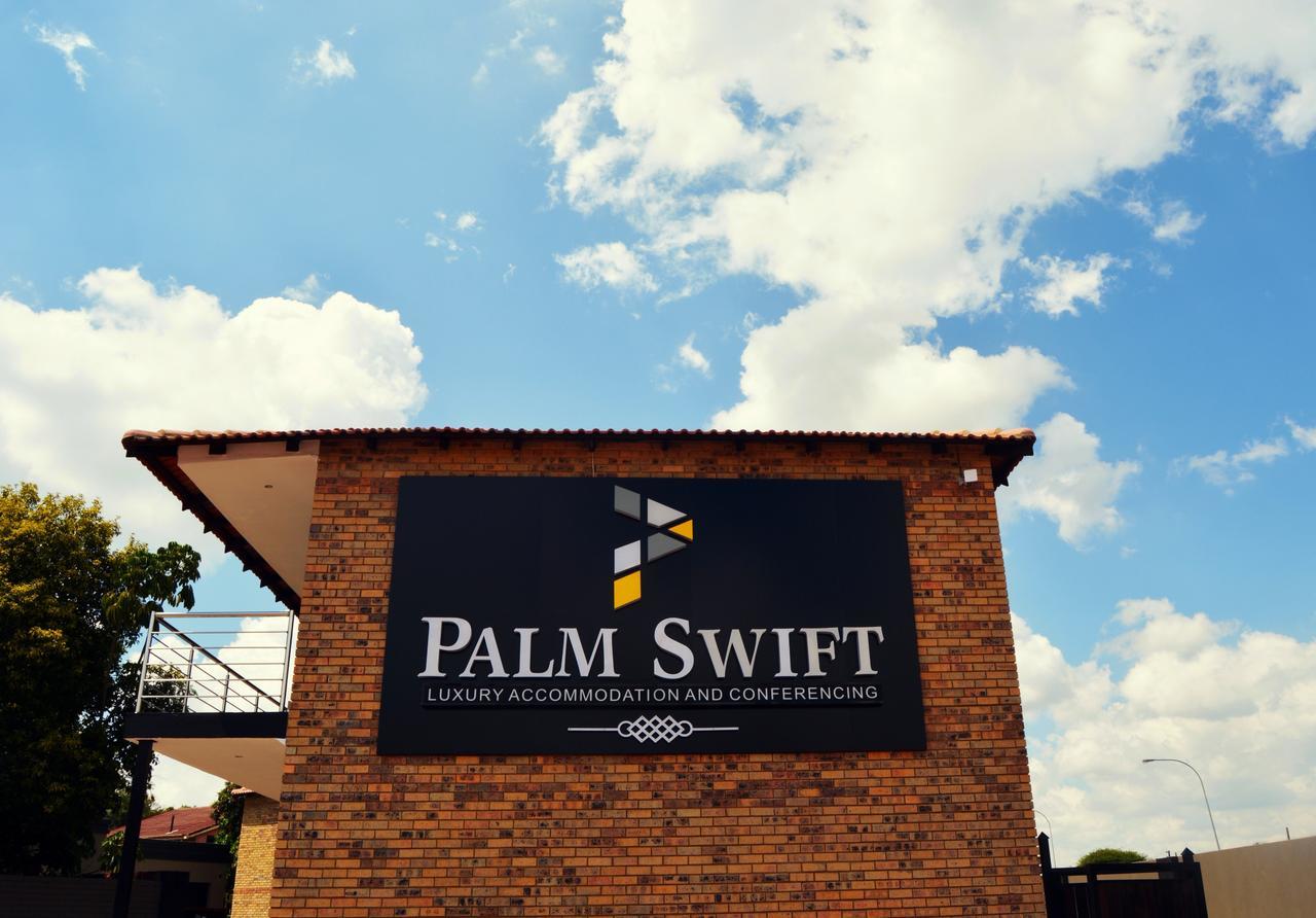 Palm Swift Luxury Accommodation Brits Eksteriør bilde